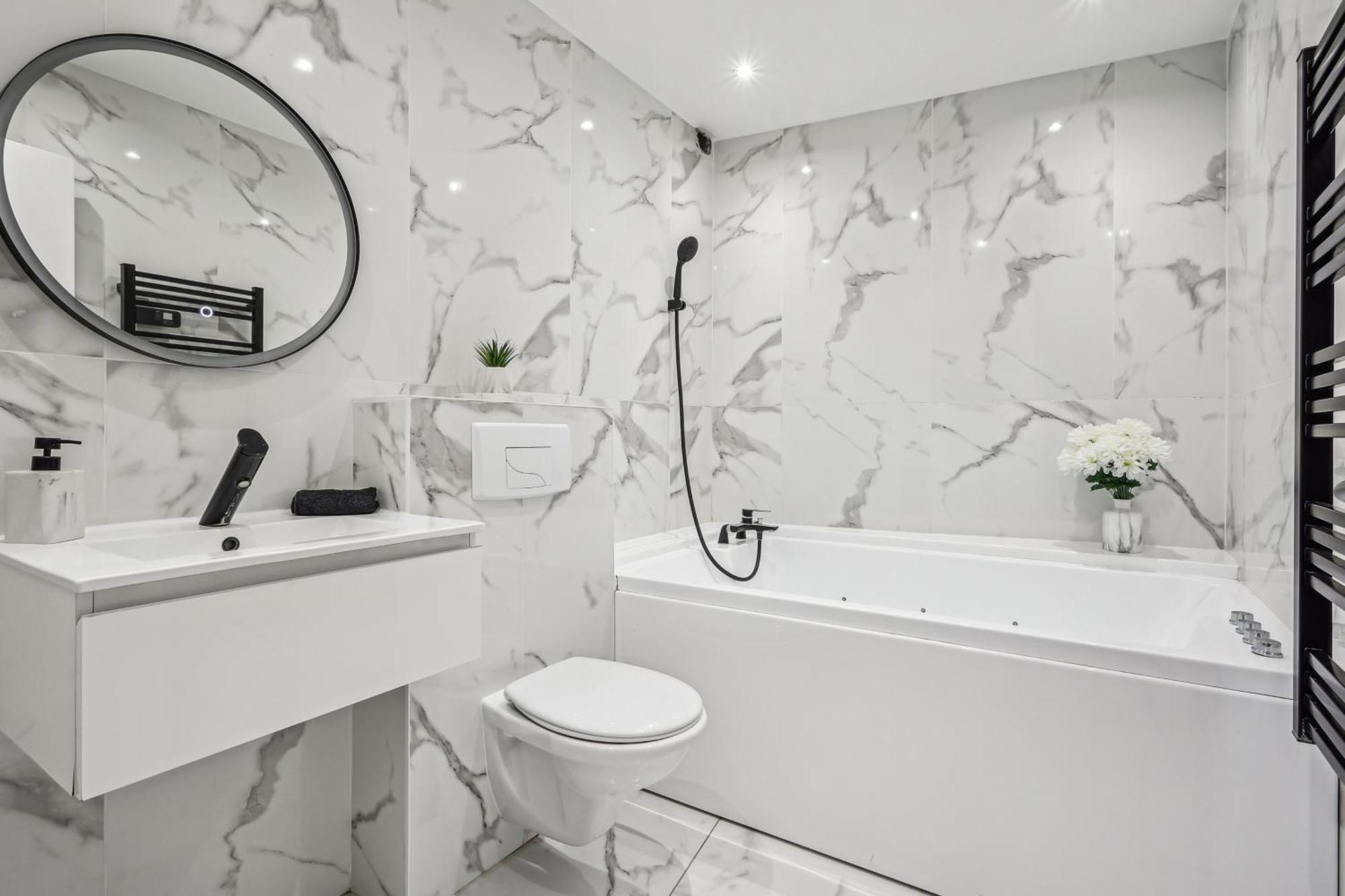 Studio Avec Jacuzzi & Vue Sur Le Parc Soubiran Dammarie-lè-Lys 外观 照片